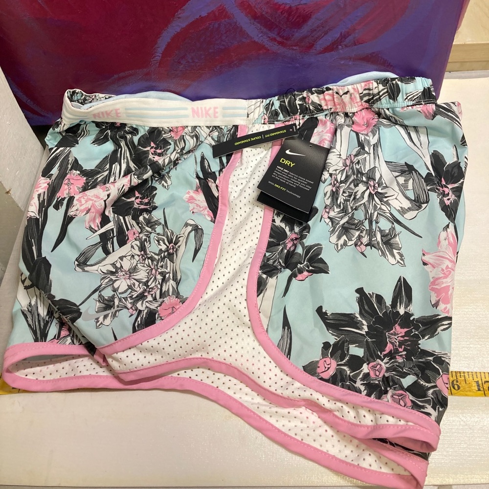 Nike Floral Athletic Shorts in Mint, Pink and Black - Picture 2 of 9
